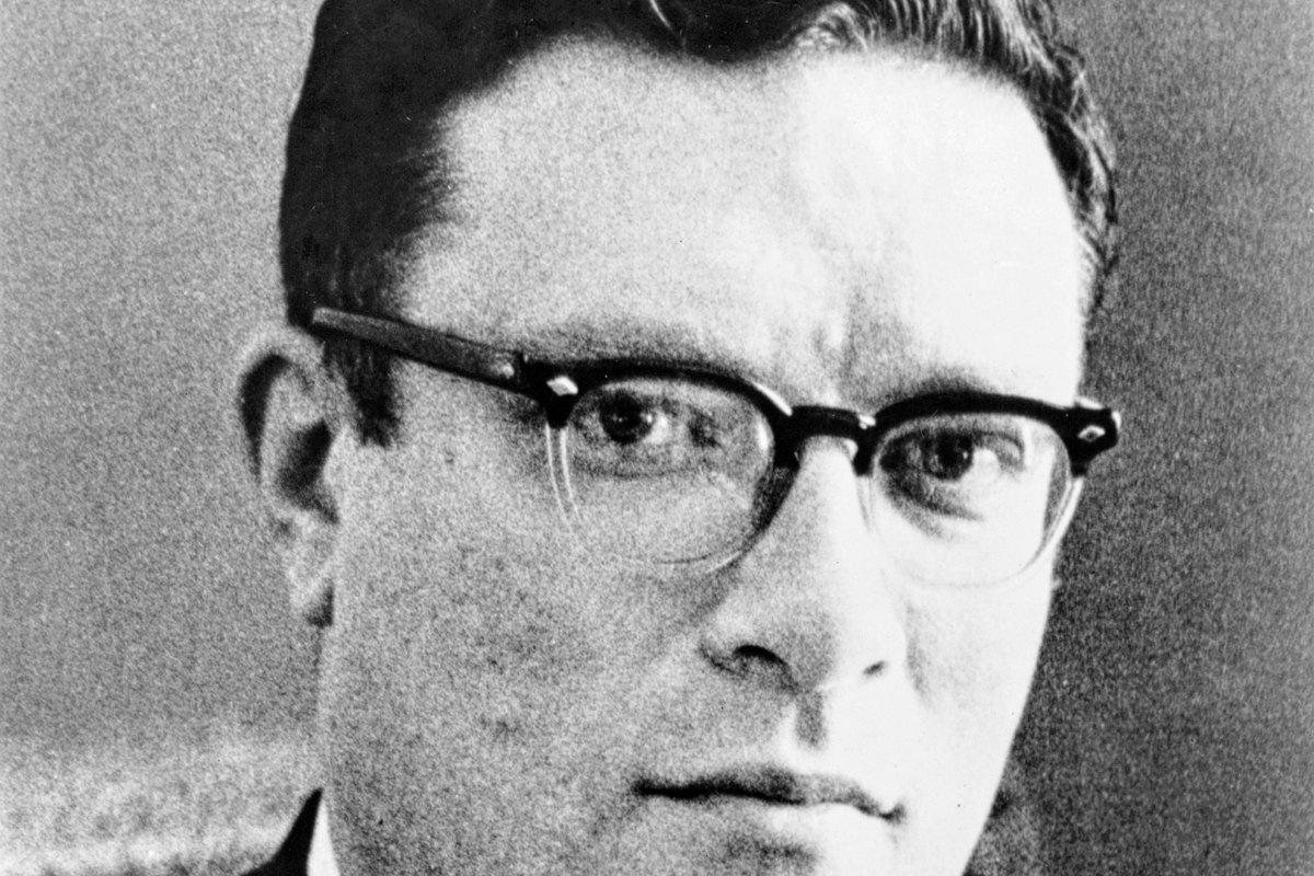 Portrait d’Isaac Asimov en 1965, photographie d’archive